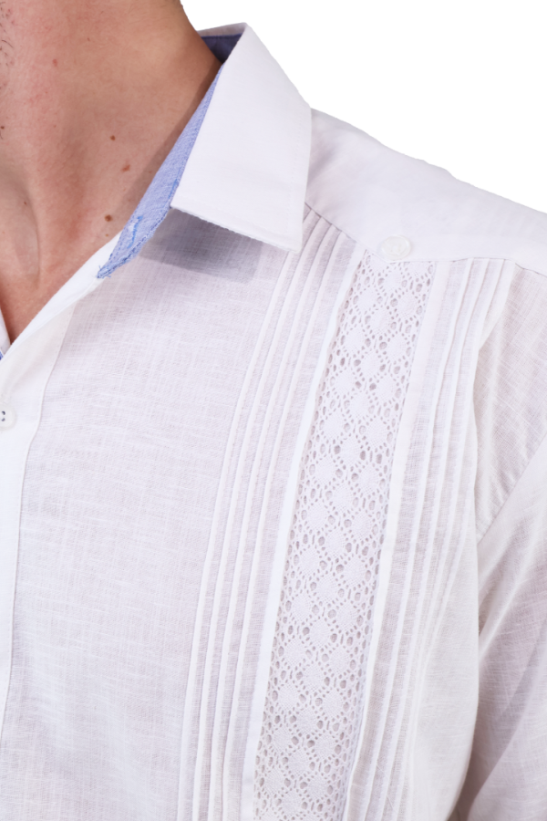Guayabera Blanca Manga Larga De Aldogón Detalle Bordado Estilo Clásico Para Hombre